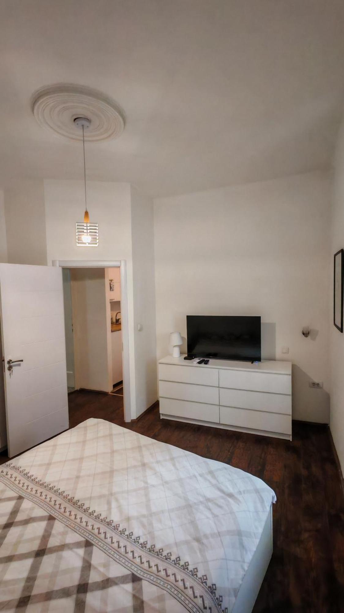 Zeleni Venac Studio & Apartment Белград Экстерьер фото